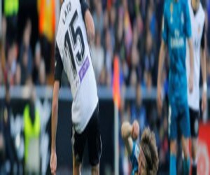 ريال مدريد يكتسح فالنسيا برباعية 